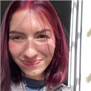 Soy estudiante de la Universidad de Alicante y estudié inglés durante 11 años. Conocimientos avanzados, especialmente para niños.